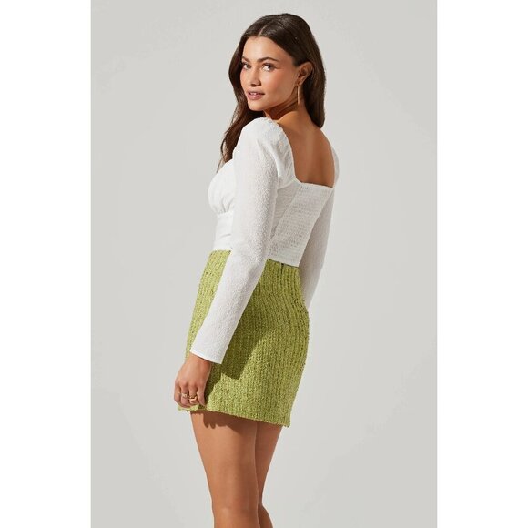 💕ASTR💕 Long Sleeve Sweetheart Neck Crop Top ~ White Medium M NWT - Picture 4 of 12